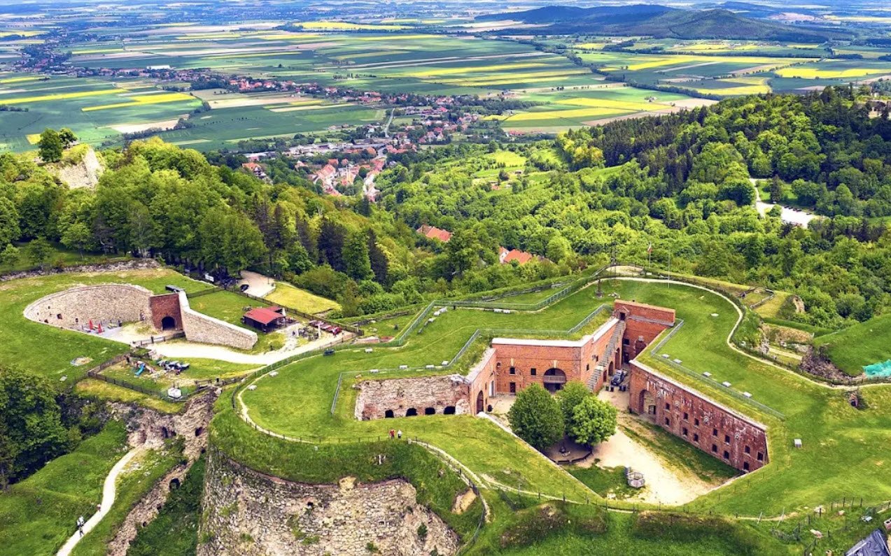 Fort Srebrna Góra, Poland